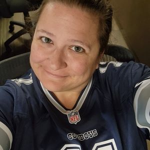 Meet your Posher, Becky